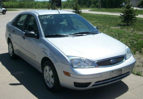 2007 ford focus se sedan 4-door 2.0l lic#8480