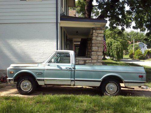 1969 chevy c-10 pickup truck, long bed. *no reserve