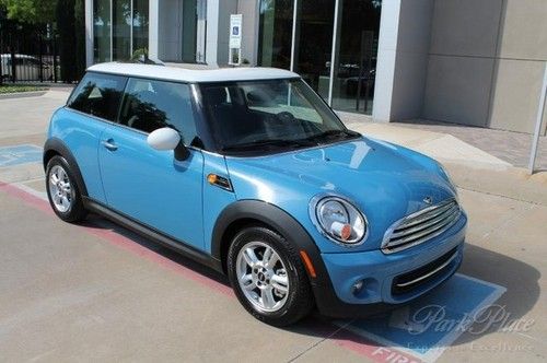 Clean, premium pkg 2,mini connected pkg,dual pane panoramic pwr sunroof