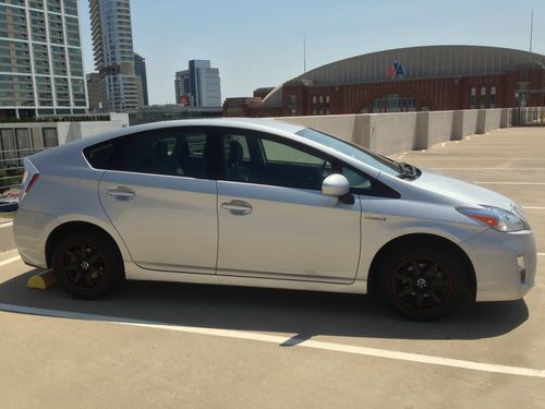 2011 toyota prius base hatchback 4-door 1.8l