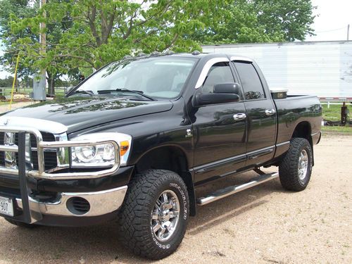 2007 dodge slt 2500 crew cab 5.9 diesel custom heated leather