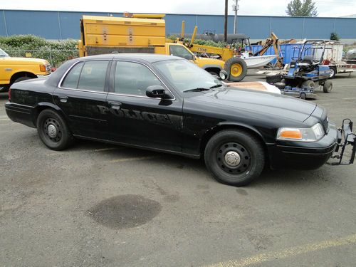 2008 ford crown victoria police interceptor - retired police vehicle