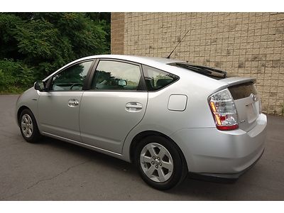 TOYOTA PRIUS HYBRID SMART KEY CRUISE BACK UP CAMERA FREE AUTOCHECK NO RESERVE, image 3