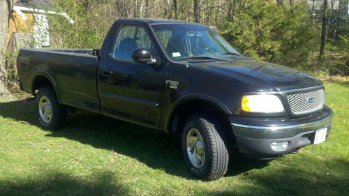 2000 ford f-150 xlt standard cab pickup 2-door 5.4lv8 4x4 black 36k miles 8' bed