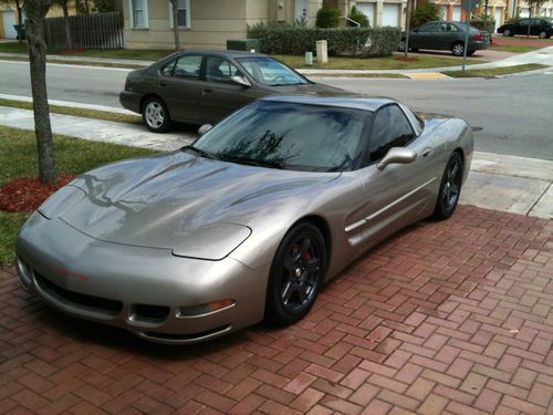 1999 Chevy Corvette 6 Speed Targa Top, image 2