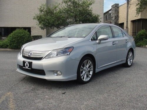 Beautiful 2010 lexus hs 250h, loaded, only 21,720 miles, warranty