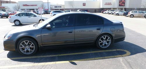 2006 nissan altima se-r sedan 4-door 3.5l low mileage