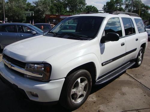 2004 chevrolet trailblazer ext ls 4.2l i-4 3rd row low reserve!!