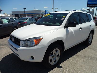 Nice 2007 toyota rav4 local trade in