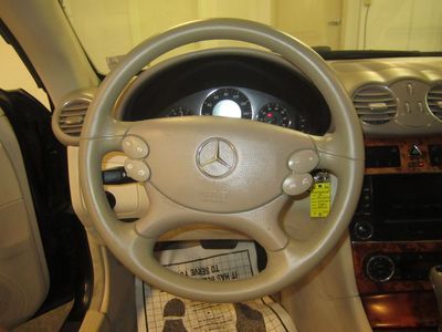 SLEEK GENTLY USED BLACK 2005 MERCEDES-BENZ CLK 500 CONVERTIBLE, image 28