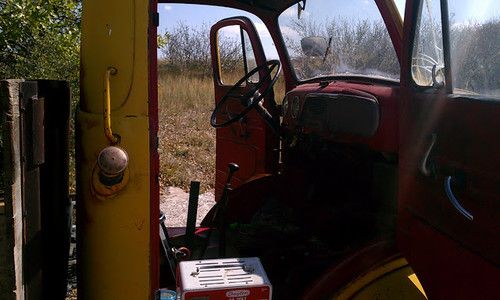 1952 Ford COE - F6 - Runs and drives, great body, ready for restoration., image 3