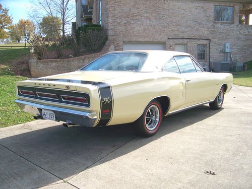 1969 dodge coronet r/t - 21,450 actual miles - factory a/c -very original &amp; nice