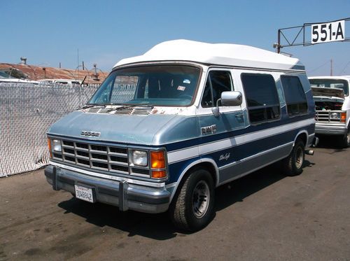 1989 dodge ram van, no reserve