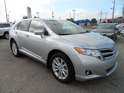 Hail sale new toyota venza , small dents big savings