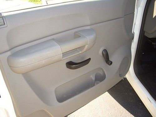 2009 CHEVY 2500HD EXTENDED CAB ONE OWNER FLEET MAINTAINED AND RUNS GREAT, image 8