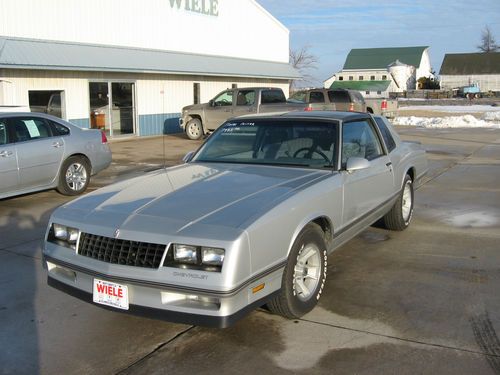 1988 chevrolet monte carlo ss coupe 2-door 5.0l