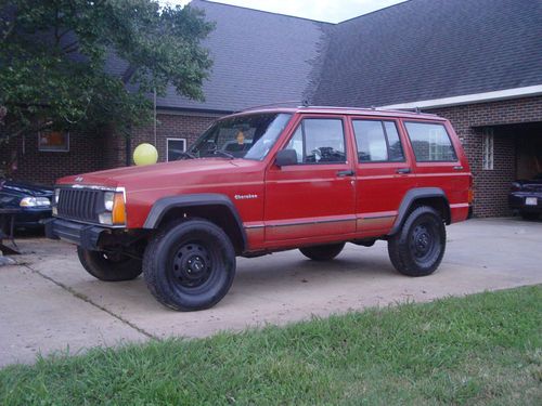 Jeep cherokee/1968/nice/been cut for off road/interior nice/runs great/must see