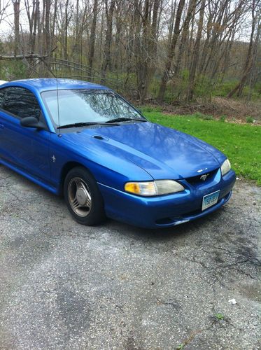 1995 ford mustang base coupe 2-door 3.8l