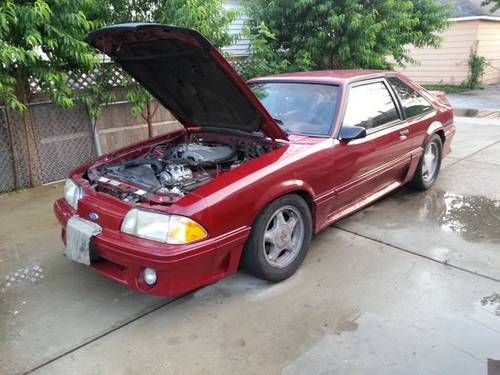 1991 ford mustang gt hatchback 2-door 5.0l