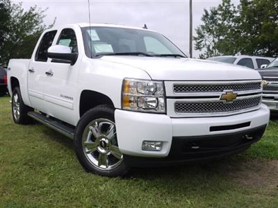 New 2013 chevy silverado 1500 4wd crew cab ltz fully loaded