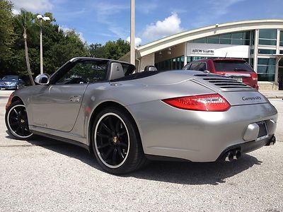 GTS Cabriolet 1 Owner Clean Carfax Only 4349 miles, image 4