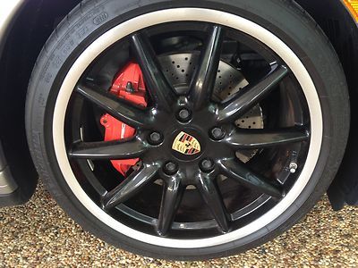 GTS Cabriolet 1 Owner Clean Carfax Only 4349 miles, image 23