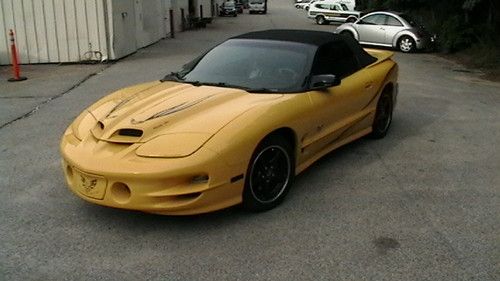 2002 pontiac trans am convertible collectors edition!