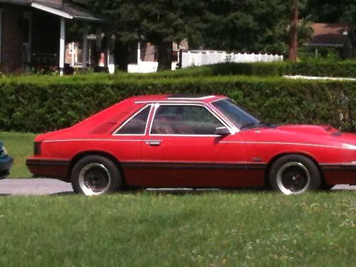 1982 mercury capri hatchback 3-door 5.0l