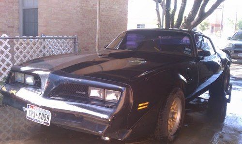 1978 black pontiac trans am 6.6l 400 cu. 2-door coupe