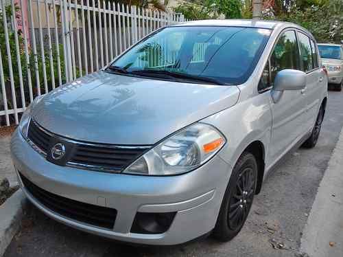 Silver 2008 Nissan Versa S Hatchback 4-Door 1.8L Kenwood Stereo Bluetooth USB, US $5,800.00, image 2