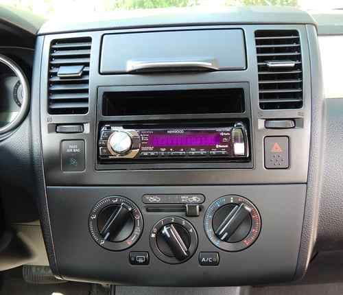 Silver 2008 Nissan Versa S Hatchback 4-Door 1.8L Kenwood Stereo Bluetooth USB, US $5,800.00, image 14