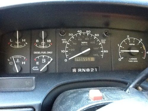 1996 Ford 4X4 Cab Chassis, image 2