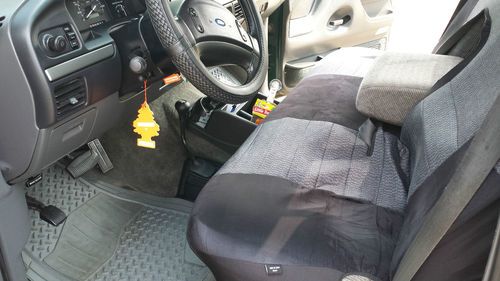 1993 Ford F-150 XLT Standard Cab Pickup 2-Door 6CYL 4.9L 4X4, 84.500 ORIG MILES, image 9