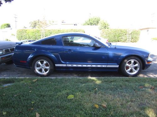 2006 ford mustang base coupe 2-door 4.0l