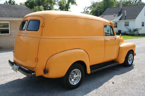 1951 CHEVY 3100 PANEL TRUCK WAGON 350 AUTO NO RESERVE, image 8