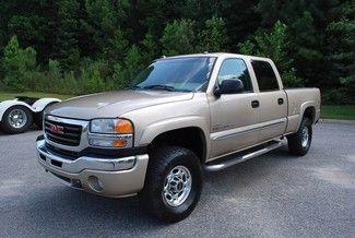 2005 gmc sierra 2500 lt duramax diesel  ,4x4 196k looks/runs v nice no reserve