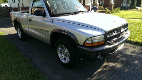 2002 dodge dakota sxt