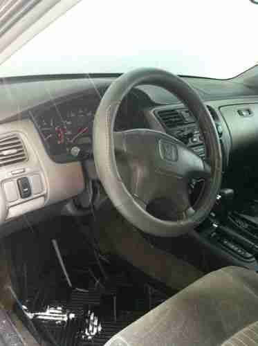 raisin pearl, automatic, one owner, 150k miles, US $3,750.00, image 7