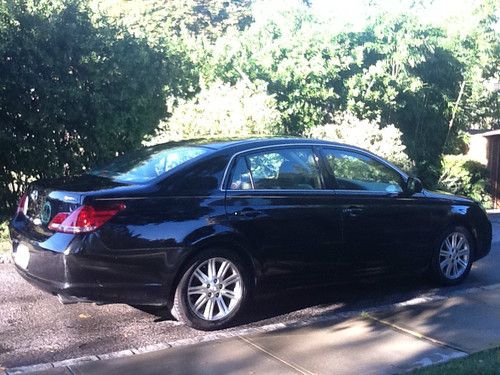 2007 toyota avalon ltd black  nav sunroof  not a dealer  ny area fully loaded