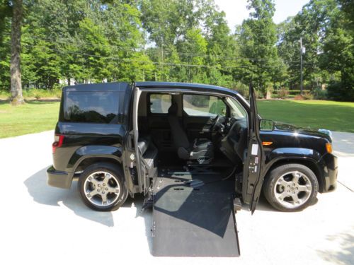 2010 honda element handicap wheelchair van