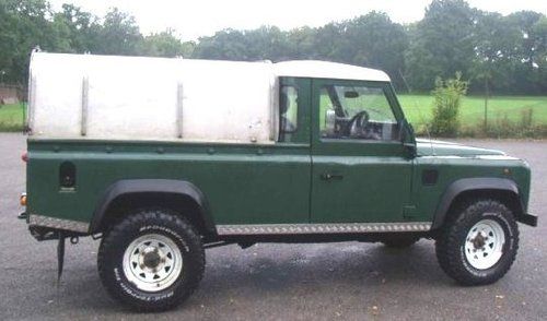Land rover defender  diesel  pickup 1988-ready for work or play