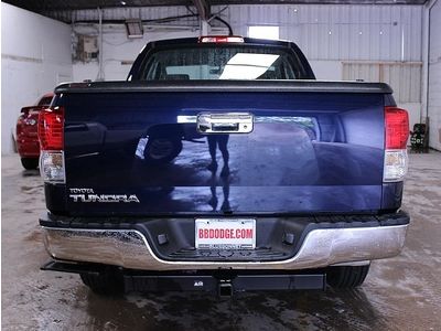 4.0L V6 Extended Cab CD MP3 Chrome Wheels Tonneau Cover Running Boards, image 9