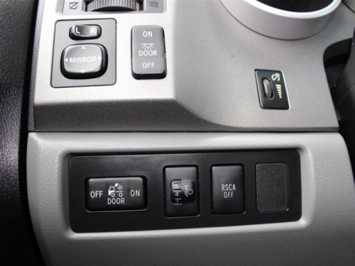 4.0L V6 Extended Cab CD MP3 Chrome Wheels Tonneau Cover Running Boards, image 23