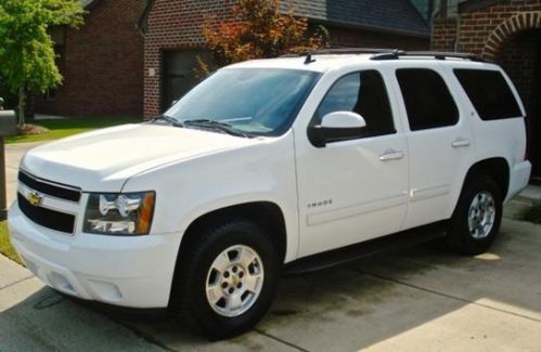 Chevrolet tahoe lt - 32,000 miles - low mileage! - 2010