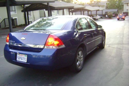 Blue 2006 chevy impala (great condition!!)
