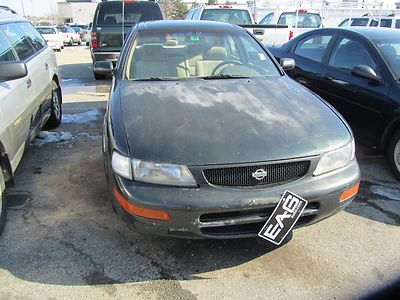 Se 3.0l air conditioning dual air bags intermittent wipers  ** no reserve**