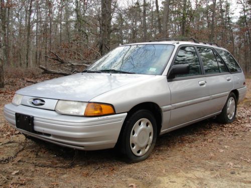 1995 ford escort lx wagon 4-door 1.9l