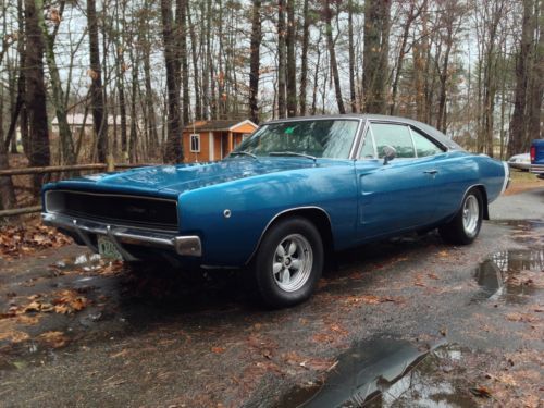 1968 dodge charger base hardtop 2-door 6.3l