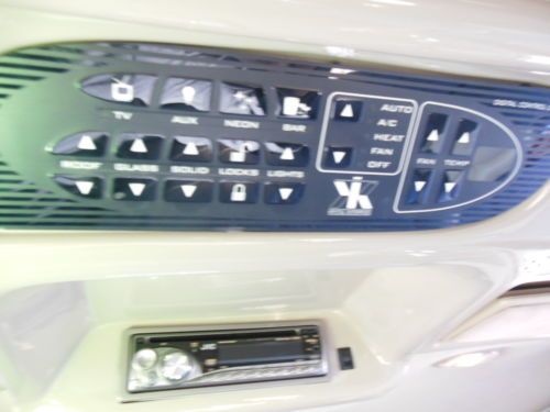 2006 Lincoln Town Car limousine krystal red rock casino NO RESERVE, image 16