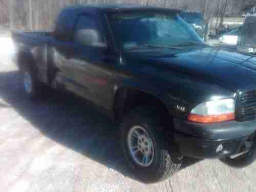 black dodge dakota pickup, image 2